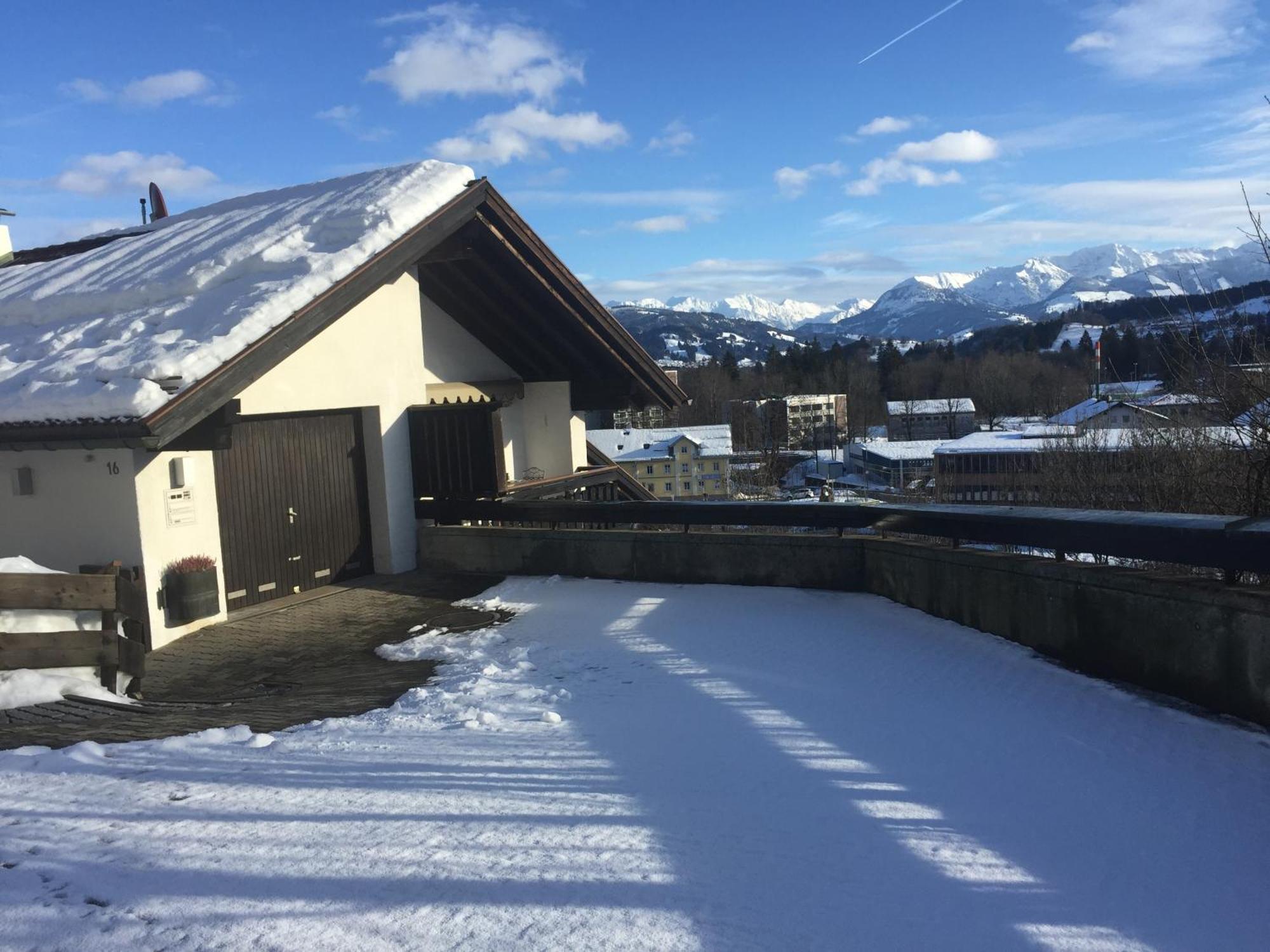 Exklusiver Souterrain - Zentral, Ruhig Mit Grosser Terrasse, Bergblick Und Privaten Sauna Zzgl Immenstadt im Allgäu Extérieur photo